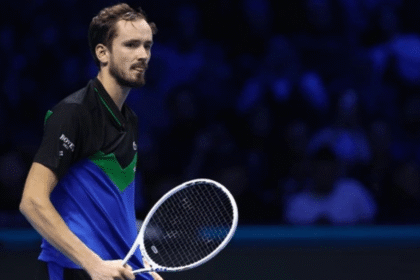 Daniil Medvedev argues with the umpire after a photographer enters the court during US Open 2025 match against Benjamin Bonzi.