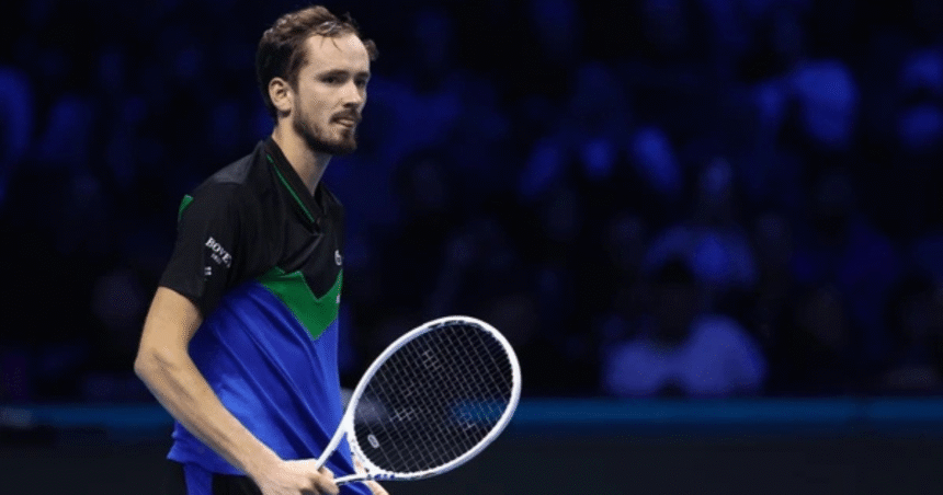 Daniil Medvedev argues with the umpire after a photographer enters the court during US Open 2025 match against Benjamin Bonzi.